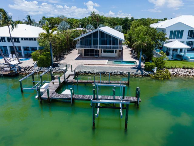 220 Tide Avenue, Plantation Key, FL 33070
