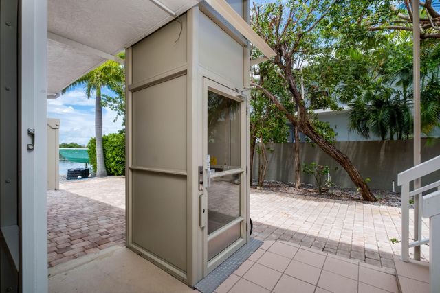 220 Tide Avenue, Plantation Key, FL 33070