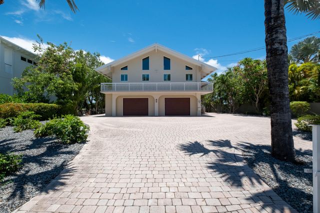 220 Tide Avenue, Plantation Key, FL 33070