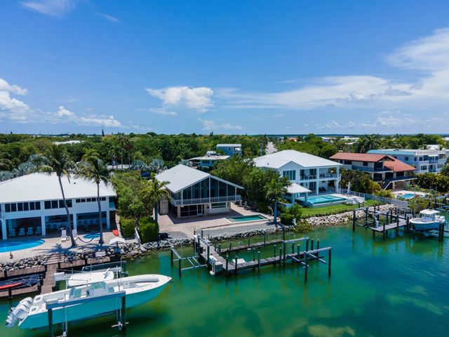 220 Tide Avenue, Plantation Key, FL 33070