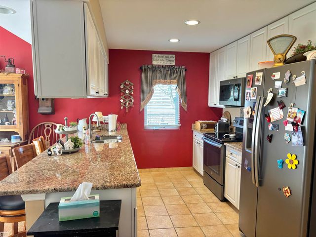 34904 Chickadee Ridge, Richmond, MI 48062