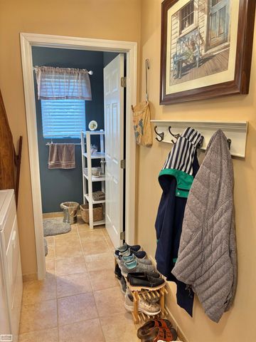 34904 Chickadee Ridge, Richmond, MI 48062