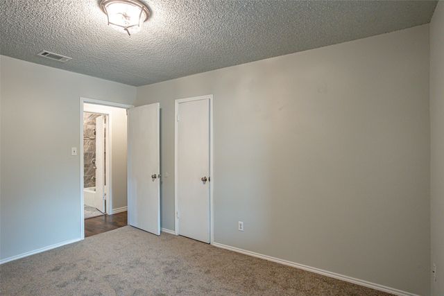 2302 Westpark Way Circle, Euless, TX 76040