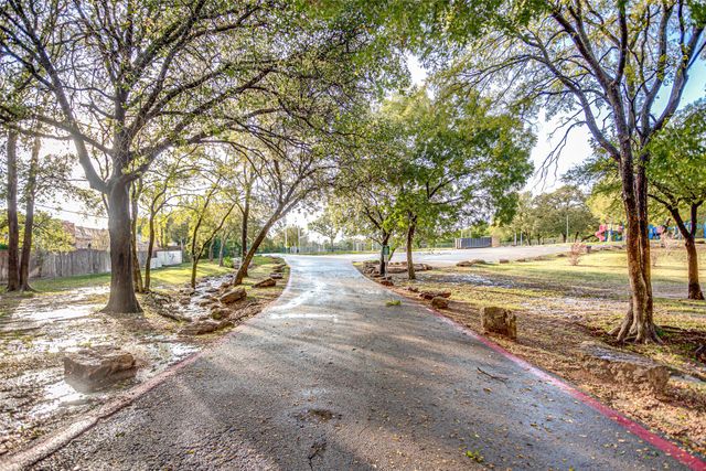 2302 Westpark Way Circle, Euless, TX 76040