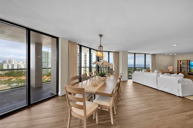 19667 Turnberry Way 20gr, Miami, FL 33180
