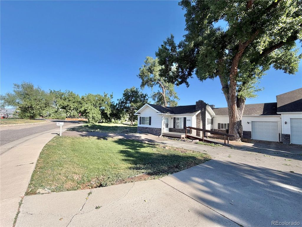 10625 W 58th Avenue B, Arvada, CO 80002