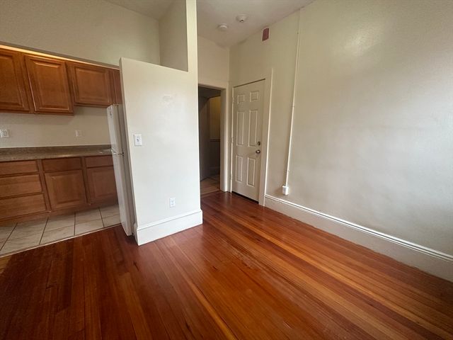 1234 Commonwealth Ave 17, Boston, MA 02134