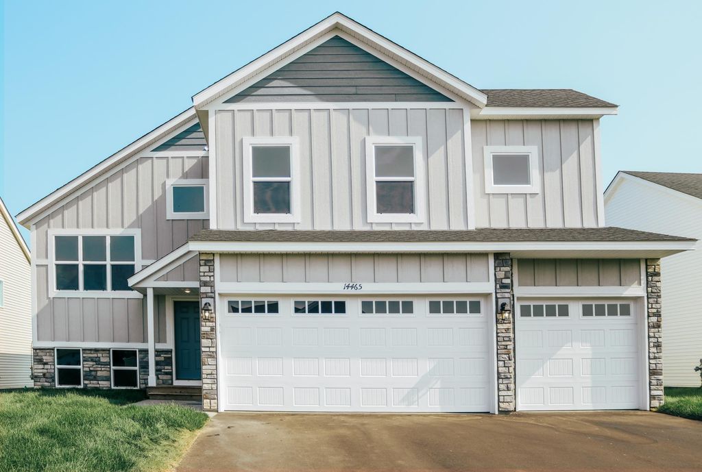 19877 English Lane N, Forest Lake, MN 55025