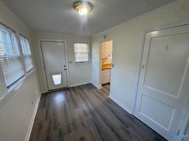 206 Surrey Road SW, Huntsville, AL 35801