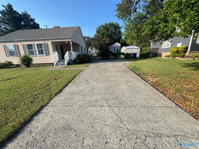 206 Surrey Road SW, Huntsville, AL 35801