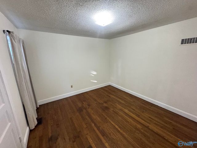 206 Surrey Road SW, Huntsville, AL 35801