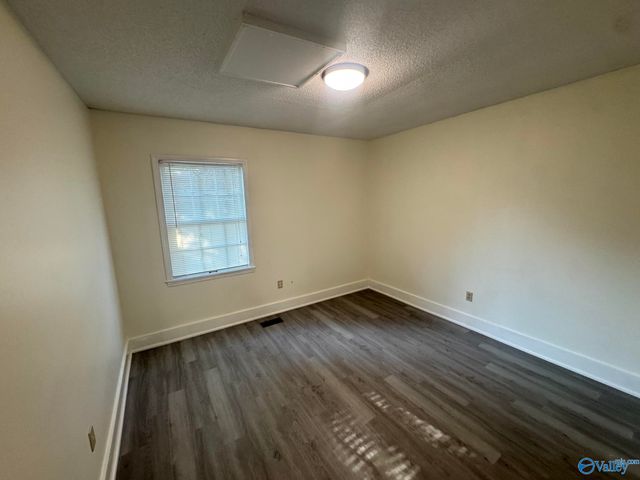 206 Surrey Road SW, Huntsville, AL 35801