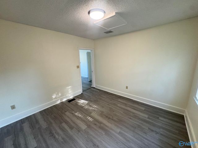 206 Surrey Road SW, Huntsville, AL 35801