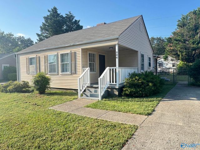 206 Surrey Road SW, Huntsville, AL 35801
