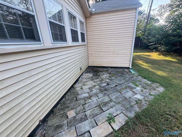 206 Surrey Road SW, Huntsville, AL 35801