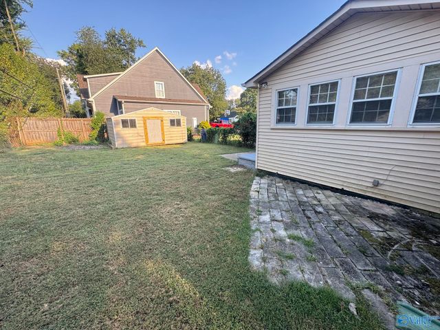 206 Surrey Road SW, Huntsville, AL 35801