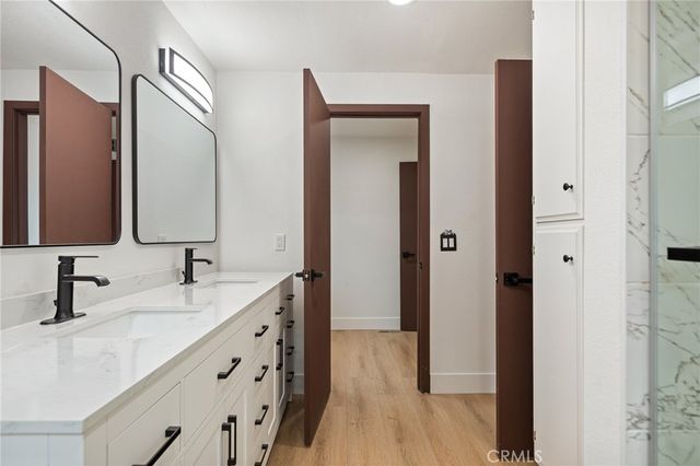 1076 Grass Valley Road, Lake Arrowhead, CA 92352