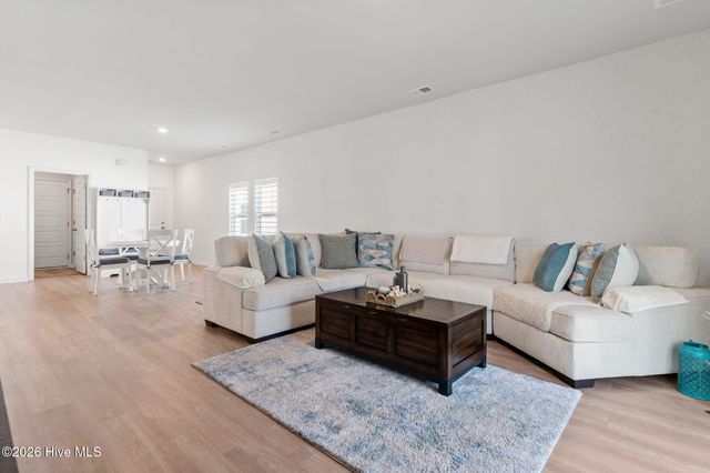 948 Bourne Drive SW, Ocean Isle Beach, NC 28469