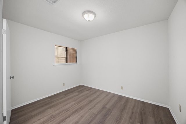 5225 LANGWOOD DR, Austin, TX 78754