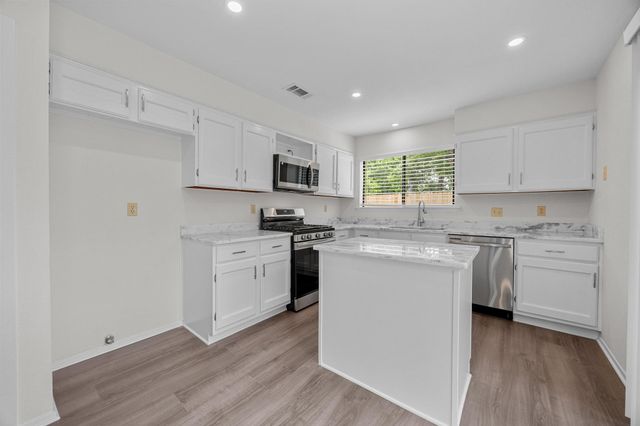 5225 LANGWOOD DR, Austin, TX 78754