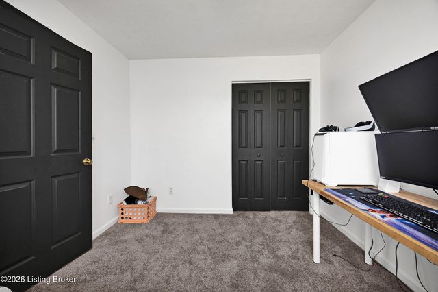 1117 Lobo Dr, Elizabethtown, KY 42701