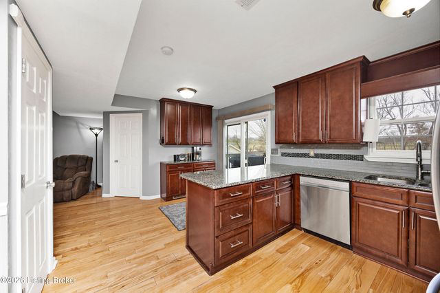 1117 Lobo Dr, Elizabethtown, KY 42701