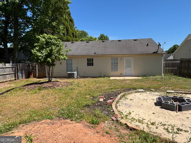 286 Courtyard Circle, Winder, GA 30680