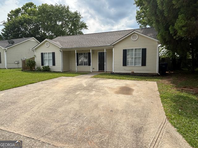 286 Courtyard Circle, Winder, GA 30680