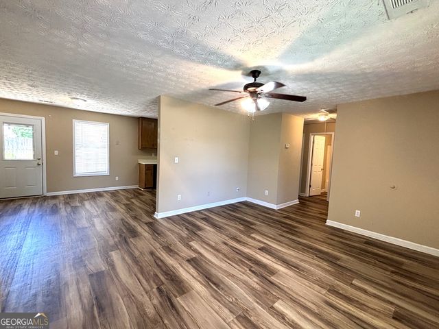 286 Courtyard Circle, Winder, GA 30680