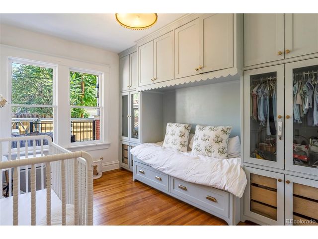 1580 Dahlia St, Denver, CO 80220