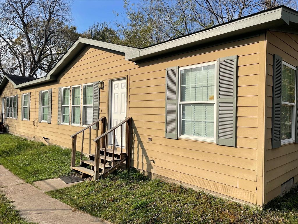 8715 Knox Street A, Houston, TX 77088