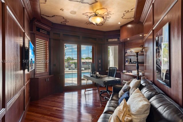 3442 NE 171st St, North Miami Beach, FL 33160
