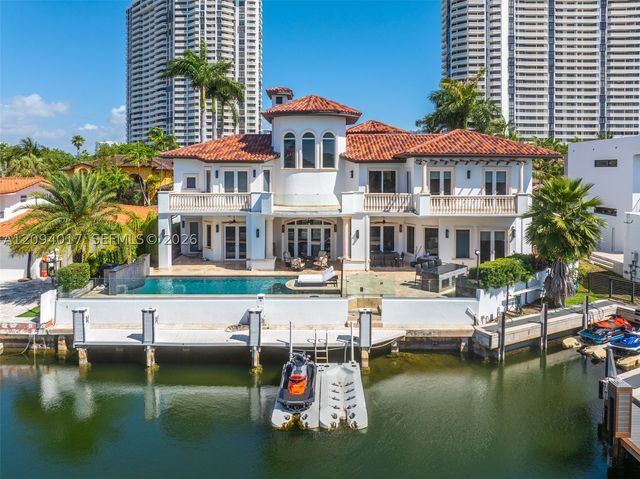 3442 NE 171st St, North Miami Beach, FL 33160