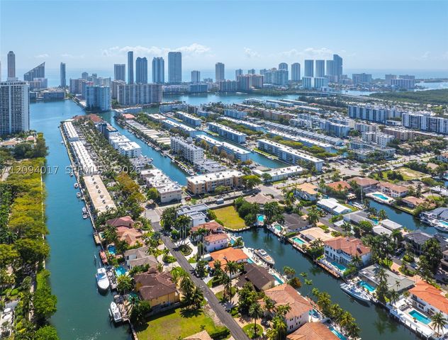 3442 NE 171st St, North Miami Beach, FL 33160