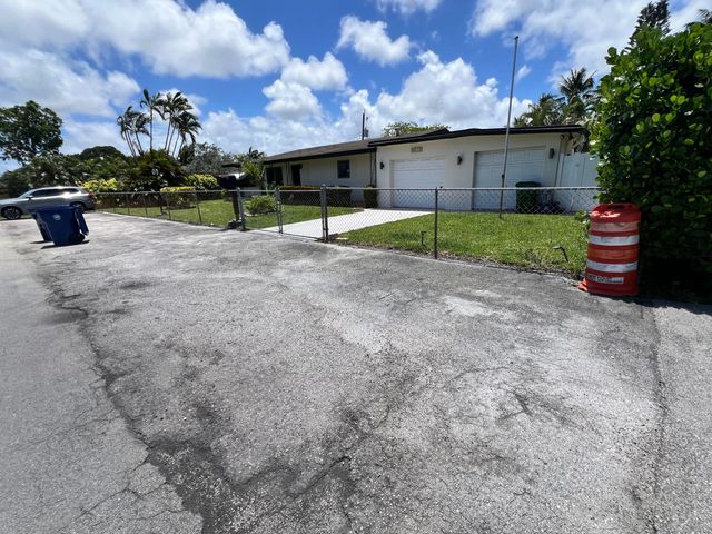 2217 NW 4th Avenue, Wilton Manors, FL 33311