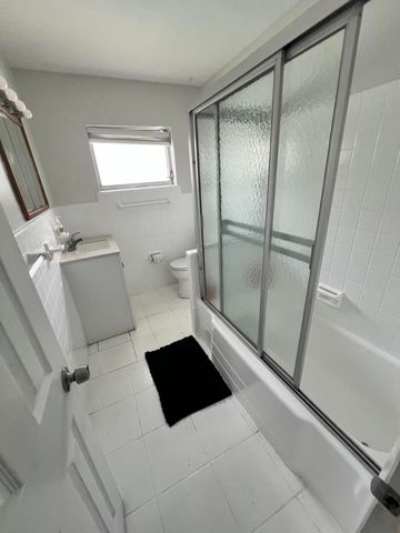2217 NW 4th Avenue, Wilton Manors, FL 33311