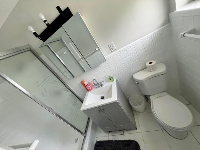 2217 NW 4th Avenue, Wilton Manors, FL 33311