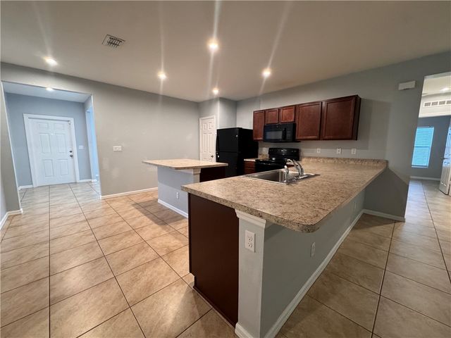 5274 Oakland Lake Circle, Fort Pierce, FL 34951