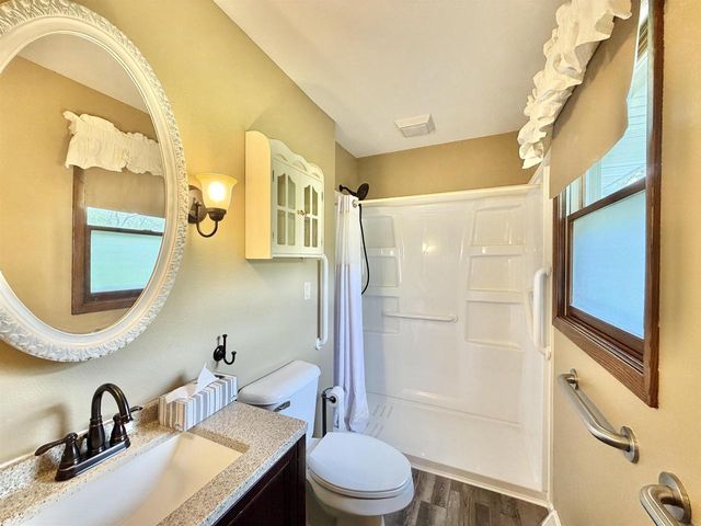 928 Columbia Drive, Janesville, WI 53546