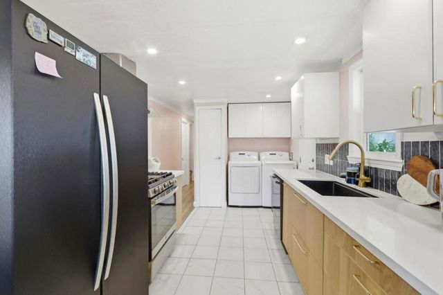 900 Golden Wheel Park Drive, San Jose, CA 95112