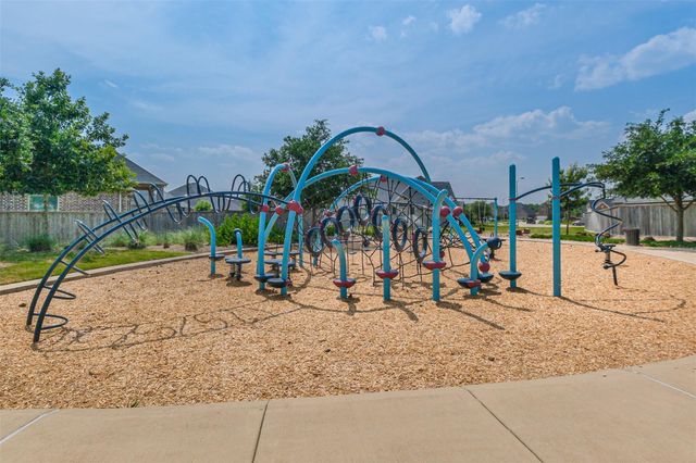 17515 Cypress Hilltop Way, Hockley, TX 77447