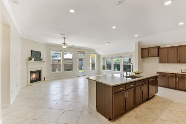 17515 Cypress Hilltop Way, Hockley, TX 77447