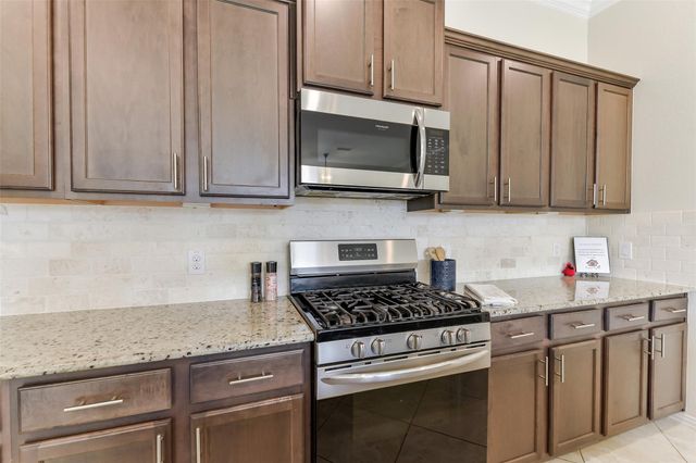 17515 Cypress Hilltop Way, Hockley, TX 77447