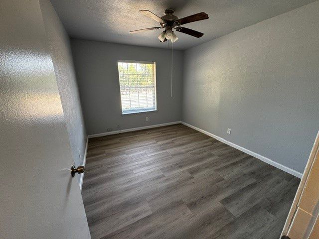 1724 Reynoldston Lane, Dallas, TX 75232