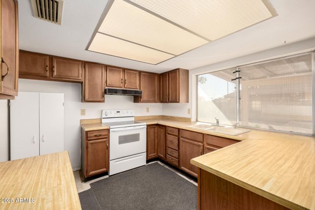 1163 E GLENCOVE Street, Mesa, AZ 85203