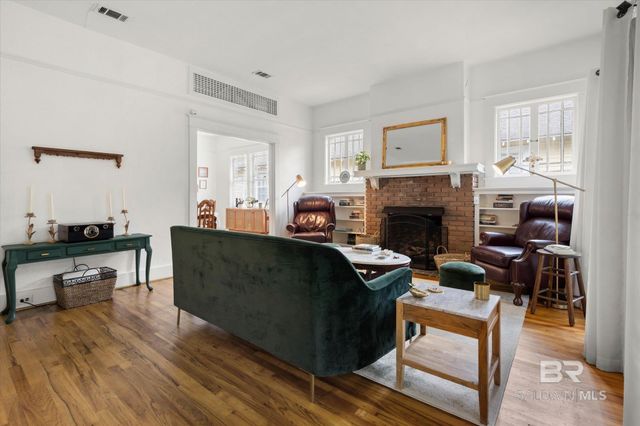 110 HOUSTON Street, Mobile, AL 36606