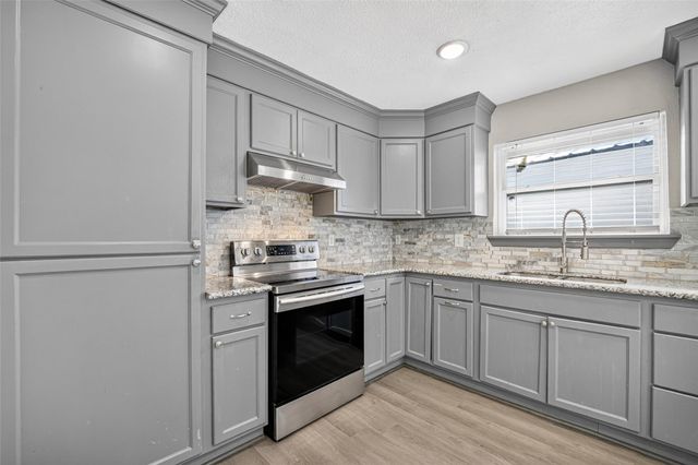 627 West Drive, Channelview, TX 77530