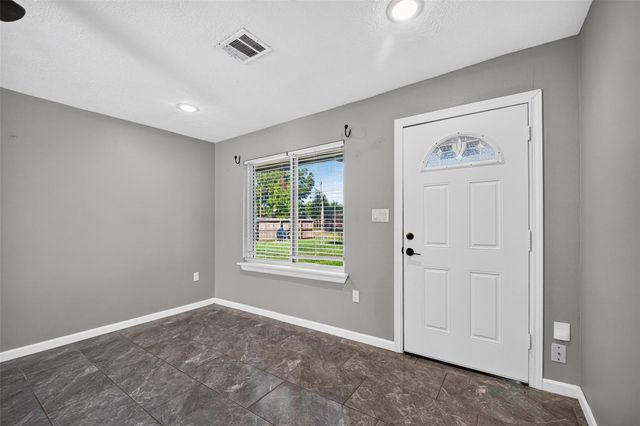 627 West Drive, Channelview, TX 77530