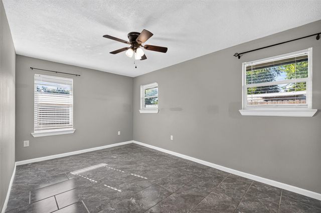 627 West Drive, Channelview, TX 77530