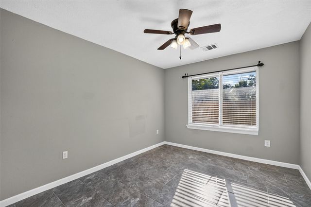 627 West Drive, Channelview, TX 77530